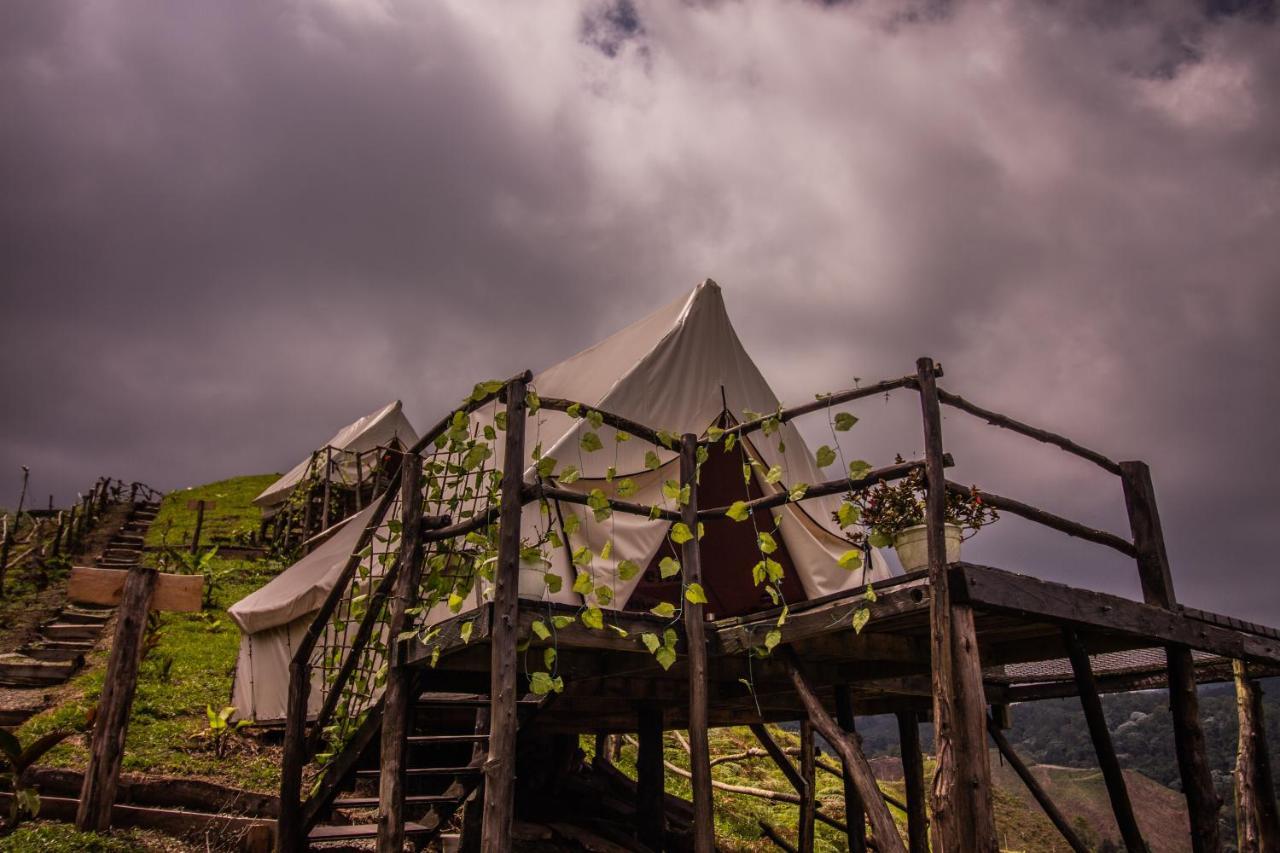 サレント Glamping Rustikoホステル エクステリア 写真