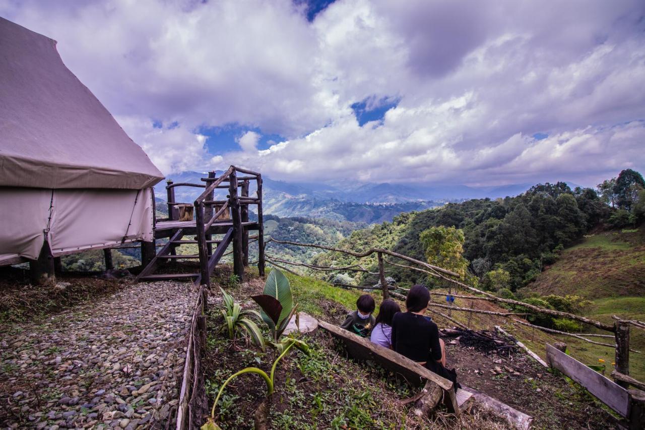 サレント Glamping Rustikoホステル エクステリア 写真