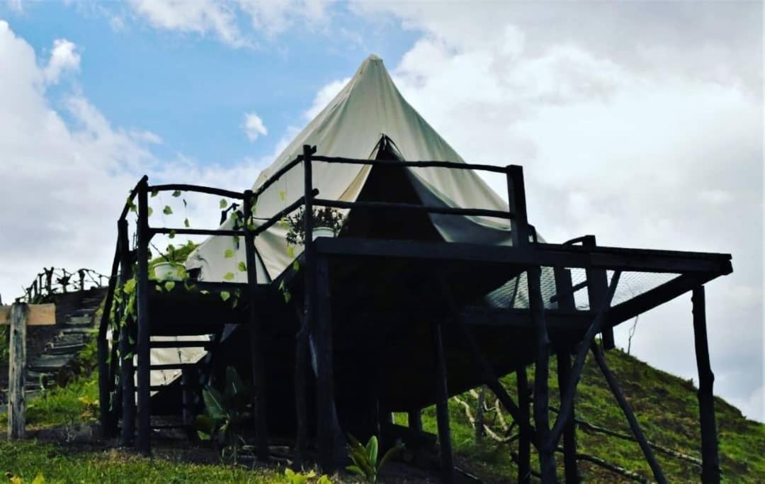 サレント Glamping Rustikoホステル エクステリア 写真