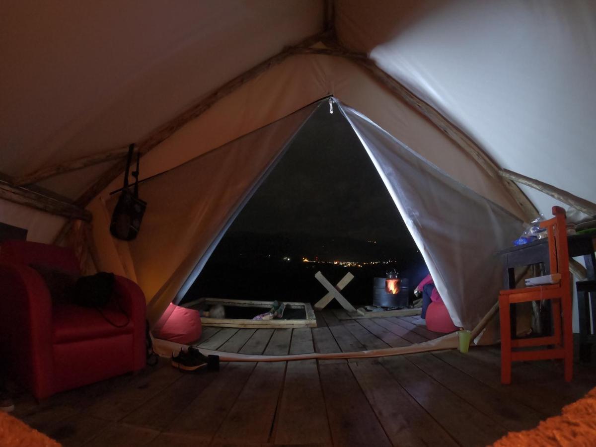 サレント Glamping Rustikoホステル エクステリア 写真
